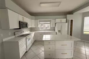 10782 Plantation Bay Dr, Tampa, FL 33647 - Photo 5