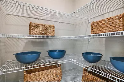 9186 Shadow Valley Lane, Zephyrhills, FL 33541 - Photo 5