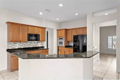 1220 Royal Palm Drive S, Gulfport, FL 33707 - Photo 21