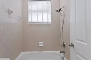 1220 Royal Palm Dr S, Gulfport, FL 33707 - Photo 29