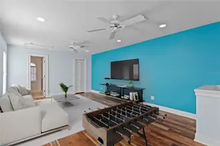 1220 Royal Palm Dr S, Gulfport, FL 33707 - Photo 5