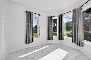 588 Dowling Cir, Lady Lake, FL 32159 - Photo 17