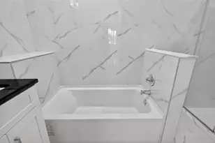 588 Dowling Cir, Lady Lake, FL 32159 - Photo 35