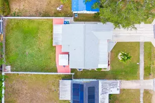 435 3rd St NW, Largo, FL 33770 - Photo 29