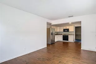 2906 W Paris St, Tampa, FL 33614 - Photo 7