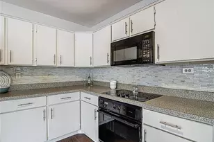 2906 W Paris St, Tampa, FL 33614 - Photo 13