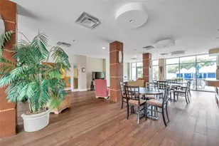 470 3rd St S, Saint Petersburg, FL 33701 - Photo 33