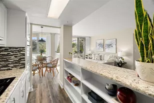 470 3rd St S, Saint Petersburg, FL 33701 - Photo 9