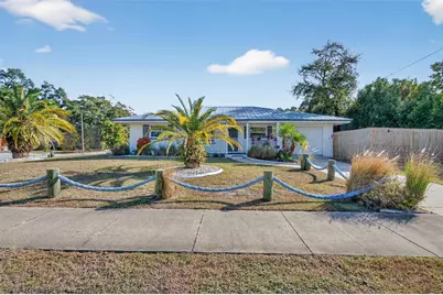 905 Patricia Avenue, Dunedin, FL 34698 - Photo 1
