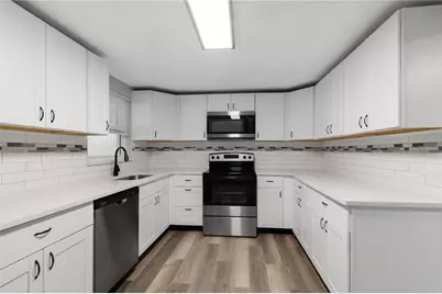 7415 San Salvadore Drive, Port Richey, FL 34668 - Photo 3