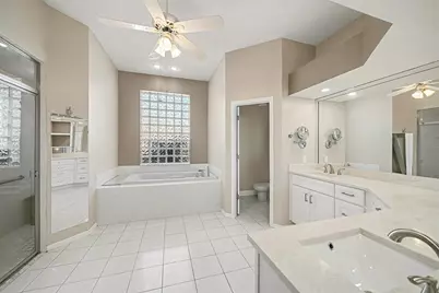 8402 Maybelle Drive, Weeki Wachee, FL 34613 - Photo 29