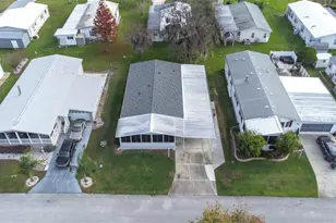 5453 Williamsburg Ln, Wildwood, FL 34785 - Photo 31