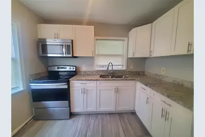 665 1/2 28th Avenue S #B, Saint Petersburg, FL 33705 - Photo 3