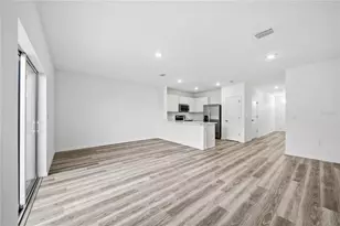 32495 Midsummer Night Ln, Wesley Chapel, FL 33543 - Photo 3