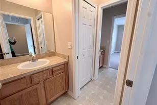 12007 Peach Grv Ct, Seffner, FL 33584 - Photo 11