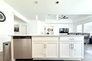 18331 Serene Lake Loop, Lutz, FL 33548 - Photo 19