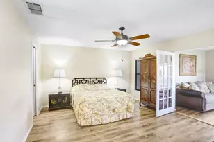 4742 Oak Hill Dr, Sarasota, FL 34232 - Photo 7