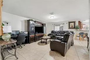 5630 Elsinore Way, Lakeland, FL 33805 - Photo 7