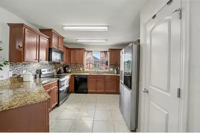 5630 Elsinore Way, Lakeland, FL 33805 - Photo 11