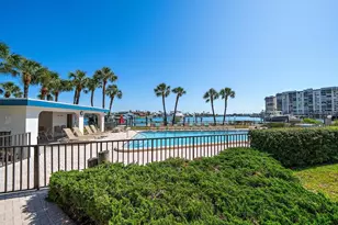 9815 Harrell Ave, Treasure Island, FL 33706 - Photo 39