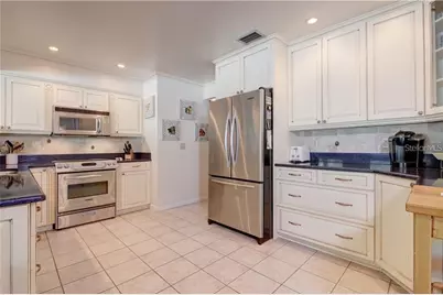 2395 6th Avenue SW, Largo, FL 33770 - Photo 3