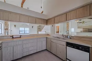 337 7th Ave N, Tierra Verde, FL 33715 - Photo 17