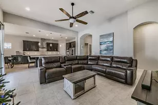 8429 Eagle Brook Dr, Land O Lakes, FL 34638 - Photo 9