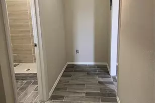 3719 Meadowbreeze Dr, Tampa, FL 33619 - Photo 7