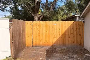 3719 Meadowbreeze Dr, Tampa, FL 33619 - Photo 13