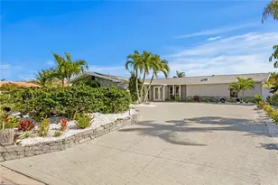 350 N Julia Cir, Saint Pete Beach, FL 33706 - Photo 1