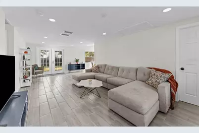 5501 Denver Street NE, Saint Petersburg, FL 33703 - Photo 5