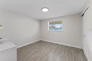 5501 Denver St NE, Saint Petersburg, FL 33703 - Photo 17