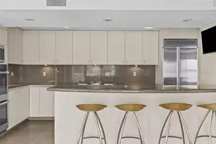 2401 Bayshore Blvd, Tampa, FL 33629 - Photo 17