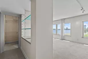 2401 Bayshore Blvd, Tampa, FL 33629 - Photo 17