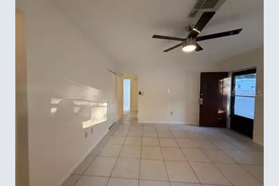 1029 10th Street NW #B, Largo, FL 33770 - Photo 9