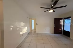 1029 10th St NW, Largo, FL 33770 - Photo 9