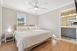 8120 El Portal Dr, Tampa, FL 33604 - Photo 21