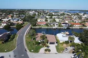 2001 Massachusetts Ave NE, Saint Petersburg, FL 33703 - Photo 55