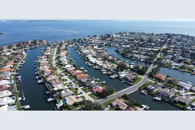 2001 Massachusetts Avenue NE, Saint Petersburg, FL 33703 - Photo 75