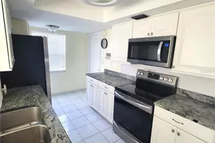 4309 Huron Ln, Clearwater, FL 33762 - Photo 17