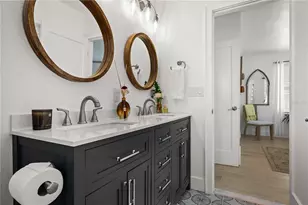 14032 N Bayshore Dr, Madeira Beach, FL 33708 - Photo 15