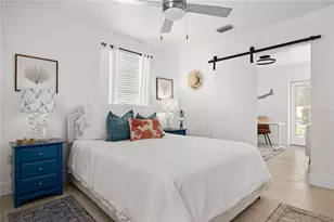 14032 N Bayshore Dr, Madeira Beach, FL 33708 - Photo 11