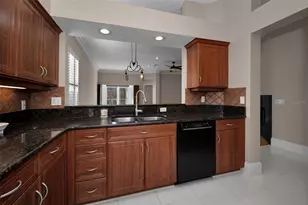 4729 Pebble Brook Dr, Oldsmar, FL 34677 - Photo 11