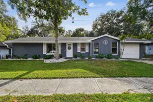 49 Valencia Cir, Safety Harbor, FL 34695 - Photo 1