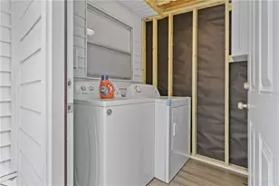 904 Lakeview Rd, Clearwater, FL 33756 - Photo 25