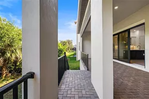 1109 Seagrape Dr, Ruskin, FL 33570 - Photo 61