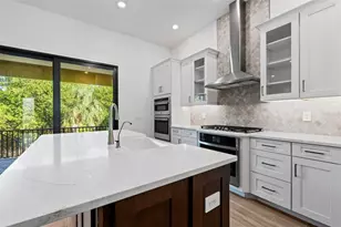 1109 Seagrape Dr, Ruskin, FL 33570 - Photo 21