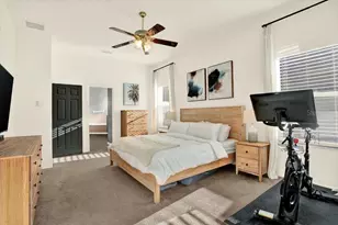 28701 Falling Leaves Way, Wesley Chapel, FL 33543 - Photo 25