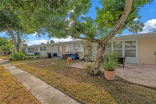 3723 59th St N, Saint Petersburg, FL 33710 - Photo 27