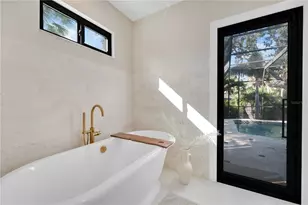 5361 Siesta Ct, Sarasota, FL 34242 - Photo 27